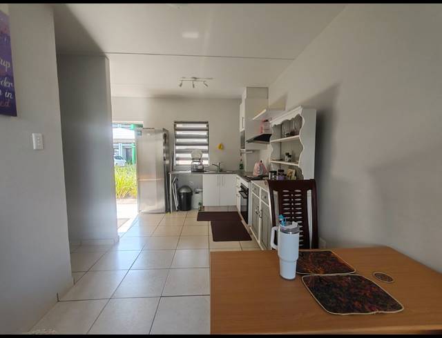 1 BEDROOM FLAT TO LET IN CALEDON ESTATE